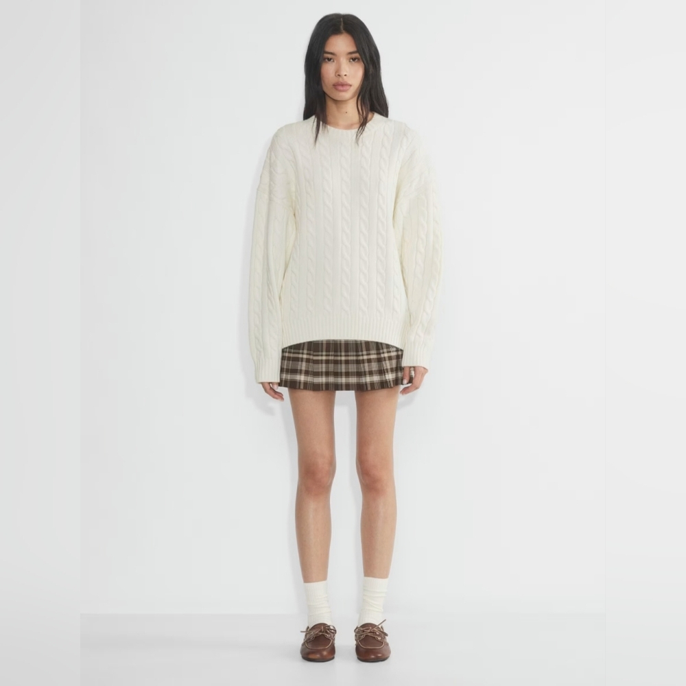 NEW Aritzia Sunday Best Peggy Sweater